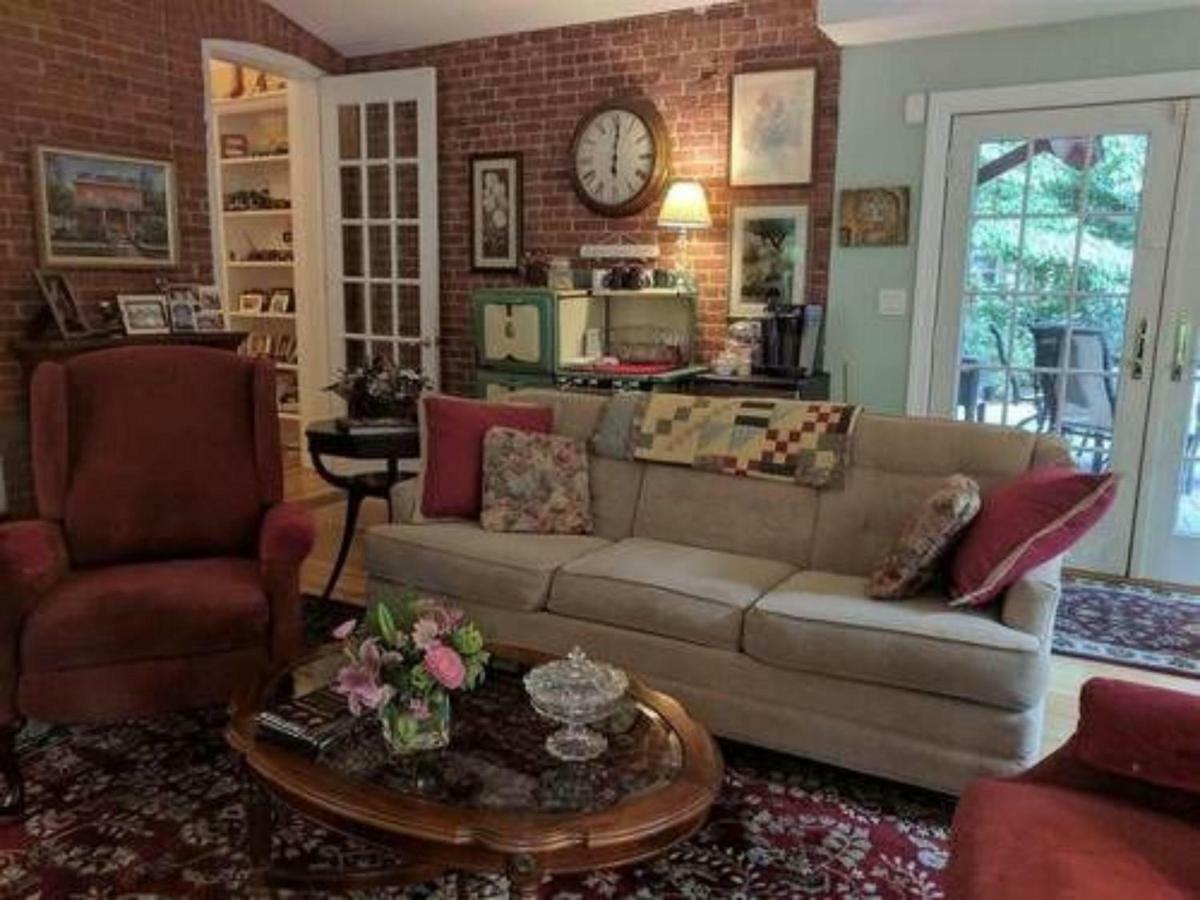Vilka hotell ligger närmast Westchester County flygplats? Haverstraw Exteriör bild