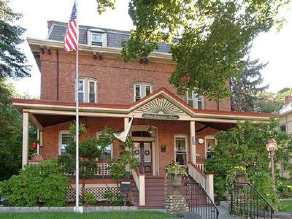 Vilka hotell ligger närmast Westchester County flygplats? Haverstraw Exteriör bild
